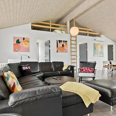 Сasa de vacaciones Hermosa Casa En Con Wifi Ebeltoft